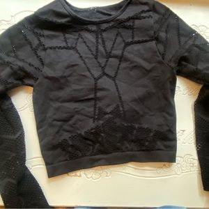 black long sleeve workout top